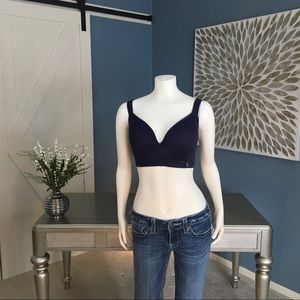 Danskin 38D molded cup sport bra. Excellent cond!